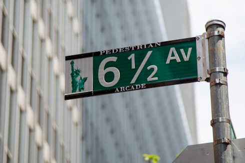 6.5 Avenue street sign